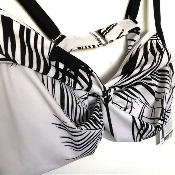 5x$25 NWT Athleta Retro Palm Twist Bikini Top - Picture 9 of 14